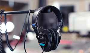 Thu mua tai nghe kiểm âm