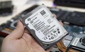Format ổ cứng laptop