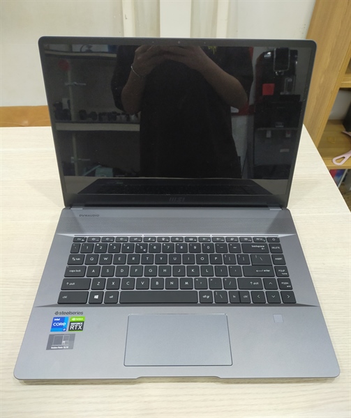 Laptop Creator Z16 A11UE MSI - Core i7 Gen 11 - Ram 32GB/1TB - Đồ họa: NVIDIA RTX 3060 - Màn 2k - Xám - 99%