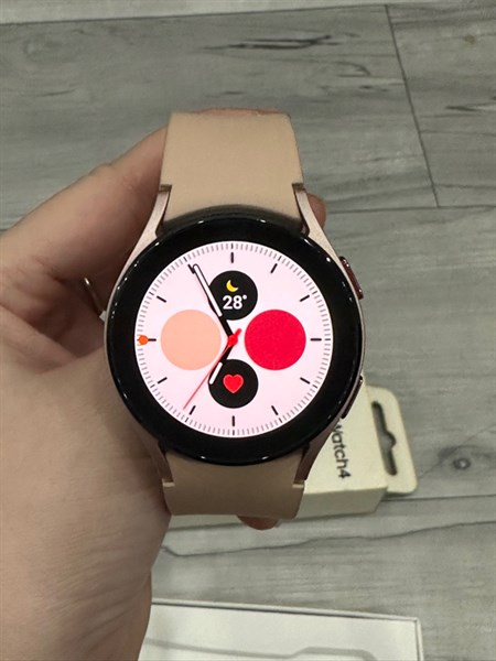 Samsung Watch 4 - 40mm - Hồng - Fullbox - 99% - Bản GPS