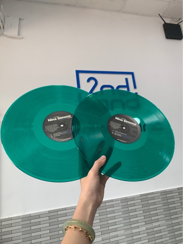 2 Đĩa than Little Girl Blue (Remixed) - DJ Maestro Presents Nina Simone - Box