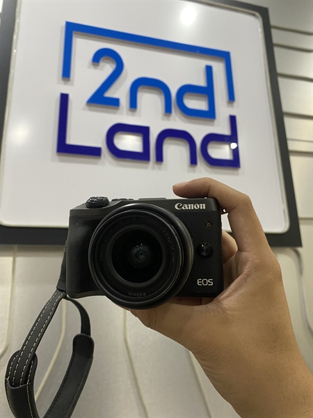 Máy ảnh Canon M6 - Màu Đen - Ngoại hình 99% - Kèm lens kit bị bụi nặng - Kèm 1 Pin + 1 Thẻ 32GB + 1 Sạc + 1 Túi