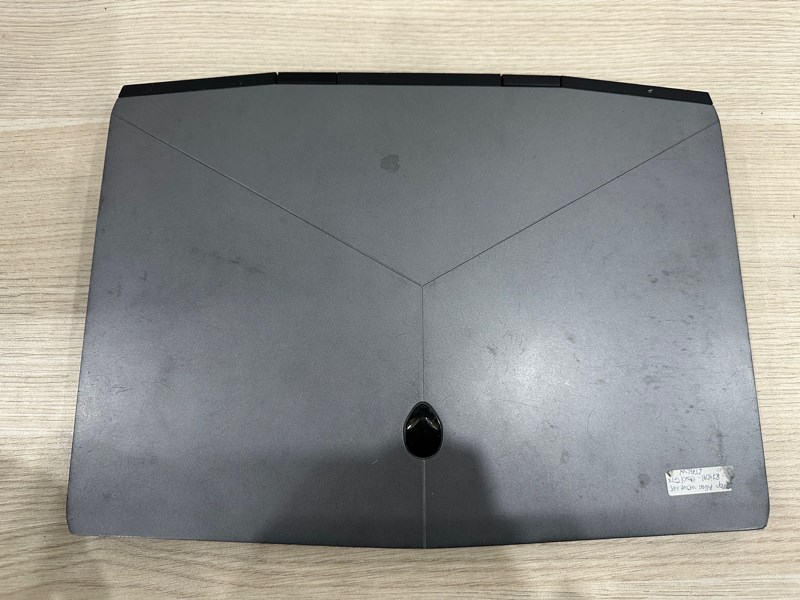 Laptop Alien Ware M15 - Đen - 97% - Ram 16/SSD: 1TB - Core i7