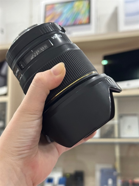 Lens Sigma EX DG 24mm 1:1.8 - Đen - bụi nhẹ