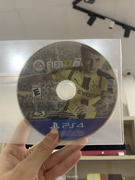 Đĩa Game PS4 - FIFA 17 - 98%