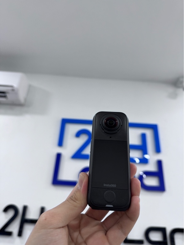 Action Cam Insta 360 x4 Air Starter Bundle - Màu đen - Ngoại hình 98% - Fullbox - Còn BH đến 16/08/2027 có phiếu bảo hành Tokyo Camera