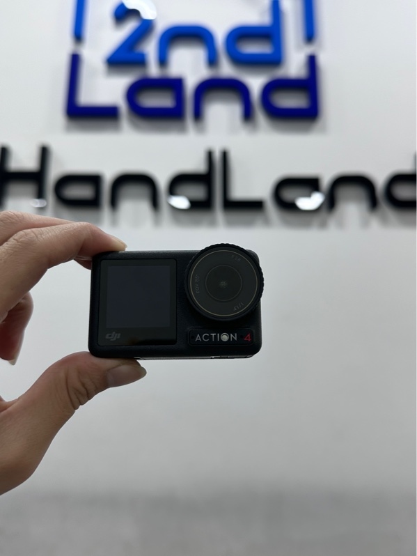 Action camera DJI Osmo Action 4 Adventure Combo - Màu đen - Ngoại hình 97% - Kèm 3 Pin + Ốp + Ngàm Mini + Đế dán cong + 1 Ốc khóa + Dock sạc + Gậy nối dài 1.5m