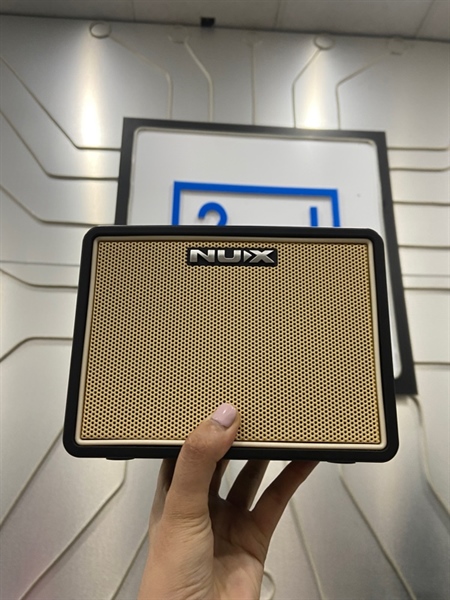 Âm ly Nux Mighty Lite BT 2021 Limited - Màu đen - Ngoại hình: 97% - Kèm nguồn