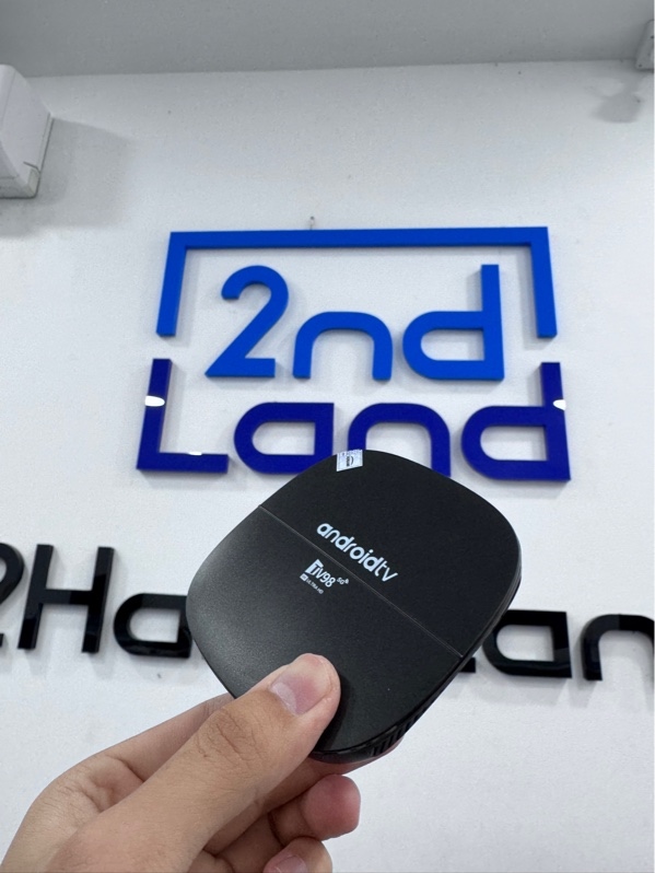 Android TV Box TV98 - Ram 16gb/ 256gb - Màu đen - Ngoại hình 97% - dính keo , trầy xước - Kèm nguồn , remote