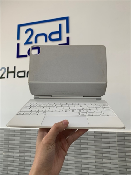 Apple Magic Keyboard cho iPad Pro gen 3 và Air gen 4 - Màu trắng - Ngoại hình: 98% - Ố vàng nhẹ - Box