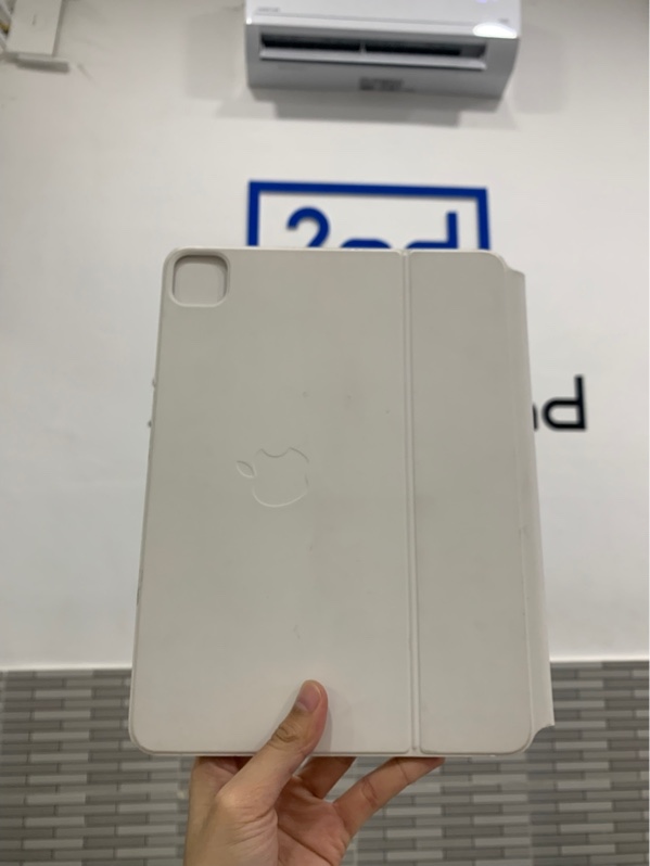 Apple Magic Keyboard + Trackpad - cho iPad Air 11 M2/ Pro 11 M2 - Màu trắng - Ngoại hình: 98% - Ố nhẹ - Body