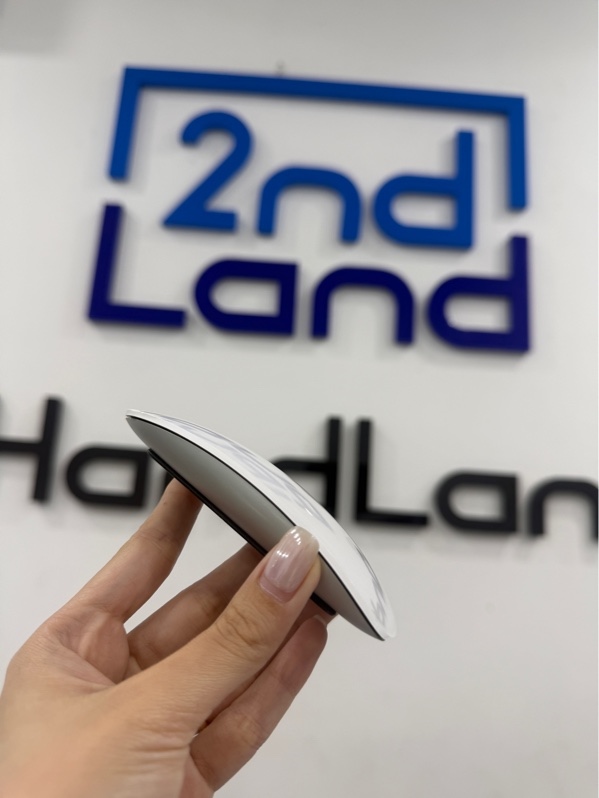 Apple magic mouse 2 - Màu trắng - Ngoại hình 97% - Trầy xước - Body