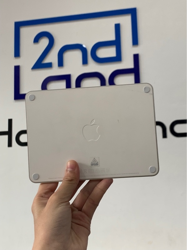 Apple magic trackpad 2 A1535 - Màu trắng - Ngoại hình: 98% - Body