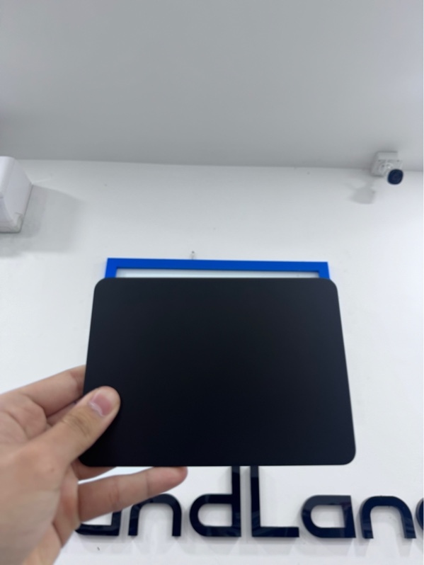Apple Magic Trackpad 3 Usb-c - Màu xám đen - Ngoại hình 98% - Kèm box