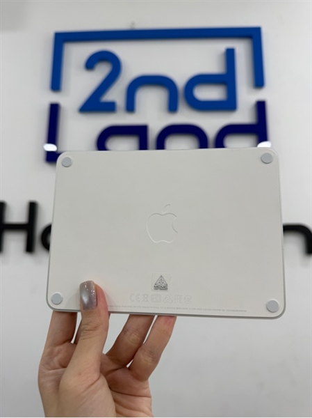 Apple Magic Trackpad (A1535) - Màu trắng - Ngoại hình 98% - Kèm Box 2
