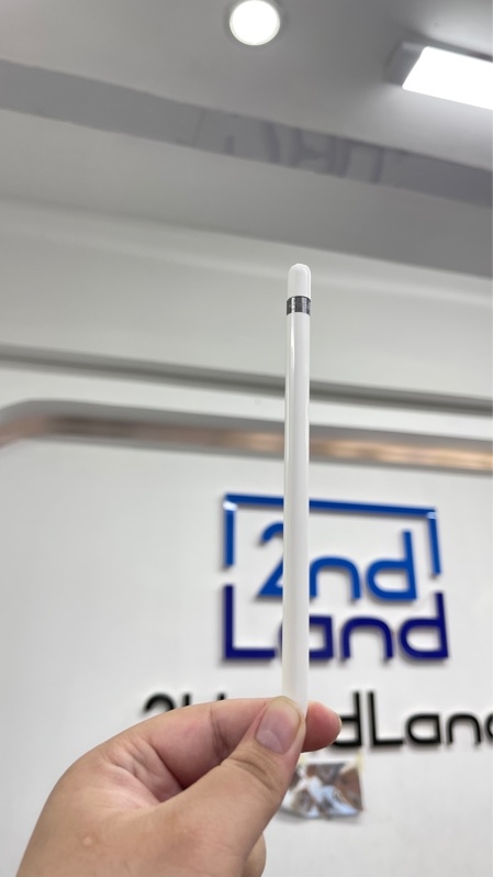 Apple pencil 1 - Màu trắng - Ngoại hình 97% - Nứt nắp - Kèm box