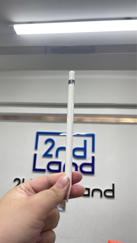 Apple Pencil 1 - Màu trắng - Ngoại hình 97% - Nứt thân, nứt nắp - Body