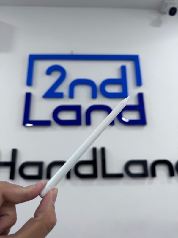 Apple pencil 2 - Màu trắng - Ngoại hình 96% - Bút ố, dơ, đầu ngòi mòn - Kèm box