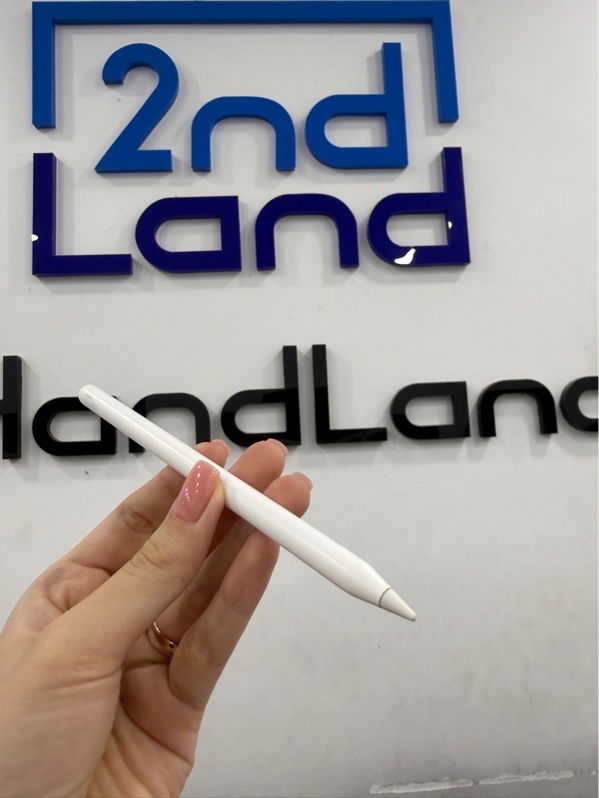 Apple pencil 2 - Màu trắng - Ngoại hình 98% - có khắc tên - Body