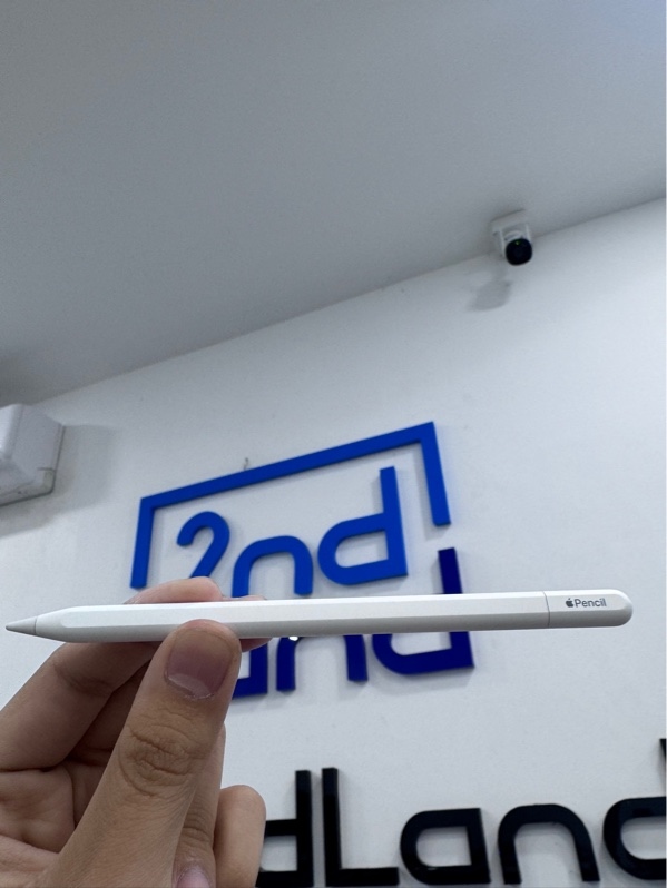 Apple pencil USB - C - Màu trắng - Ngoại hình 98% - Kèm box