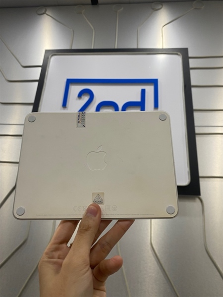 Apple Track Pad 2 - Màu trắng - Ngoại hình: 98% - Body 2