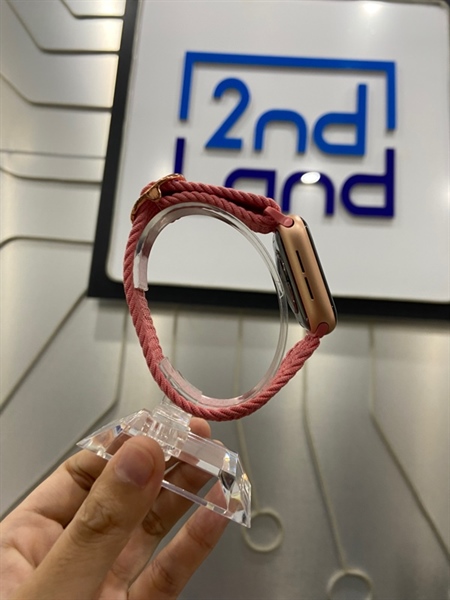 Apple Watch series 4 - 44mm - Hồng - Không bảo hành - IC 1