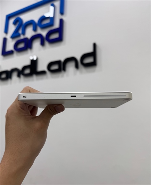 Bàn di chuột Apple Magic Trackpad 2 - Màu trắng - Ngoại hình 98% - Body 1