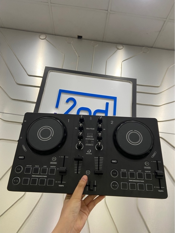 Bàn DJ Alpha Theta - Màu đen - Ngoại hình: 97% - Body