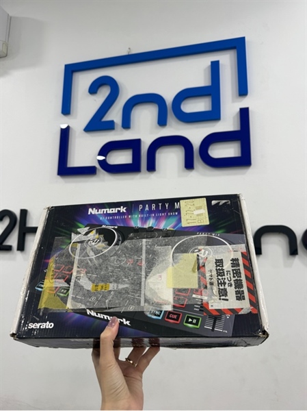 Bàn DJ Numark Party Mix 2 - Màu đen - Ngoại hình 98% - Kèm Box , dây