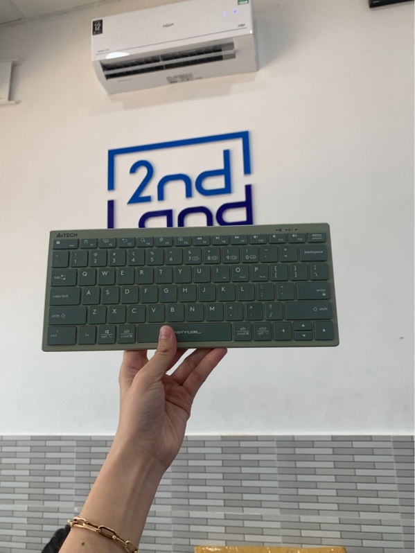Bàn phím A4Tech fstyler FBX51C - 2 mod bluetooth (hư reciver) - Màu xanh lá - Ngoại hình: 97% - Body