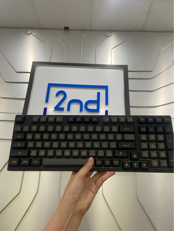 Bàn phím Akko 3098N Muti-modes - TTC Switch - 3 Mode ( Bluetooth, 2.4, Dây) - Màu vàng đen - Ngoại hình: 97% - Kèm receiver + dây