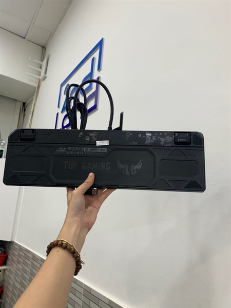 Bàn phím Asus Tuf K3 - Màu đen - Ngoại hình: 98% - Lỗi led 8 nút - Box 2