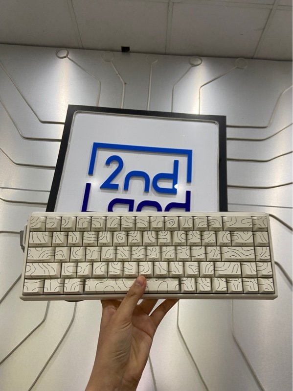 Bàn phím Aula Hero 68 HE - 1 mode kết nối - Màu trắng - Ngoại hình: 97% - Kèm dây