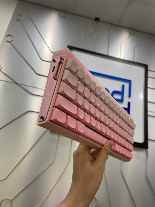 Bàn Phím AULA Hero 68 HE - Switch vàng - RGB - Màu hồng - Ngoại hình: 98% - Kèm USB-C
