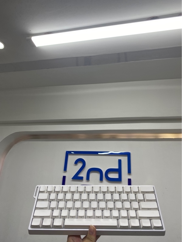 Bàn phím AULA Win60HE - 1 mode dây - Magnetic Switch, có led - Màu trắng - Ngoại hình 97% - Ố nhẹ - Kèm box