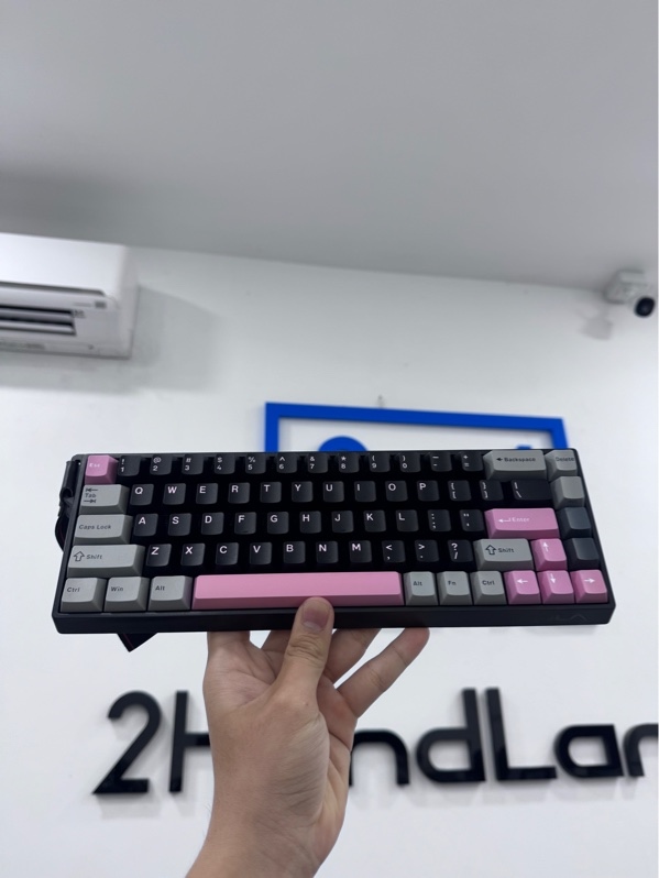 Bàn phím Aula Win68 bản tiêu chuẩn - 1 mode dây - Ngoại hình 97% - Viền trầy xước, đáy trầy - Body
