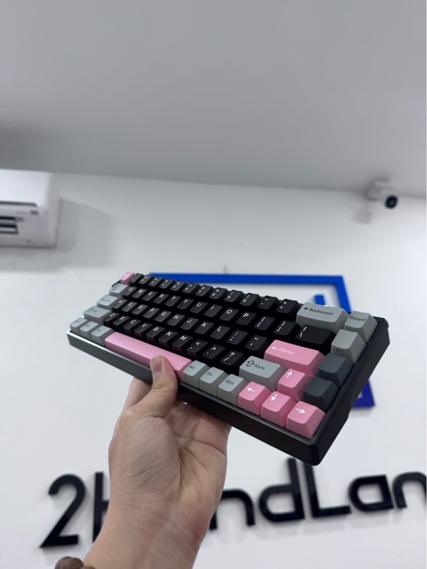 Bàn phím Aula Win68 bản tiêu chuẩn - 1 mode dây - Ngoại hình 97% - Viền trầy xước, đáy trầy - Body