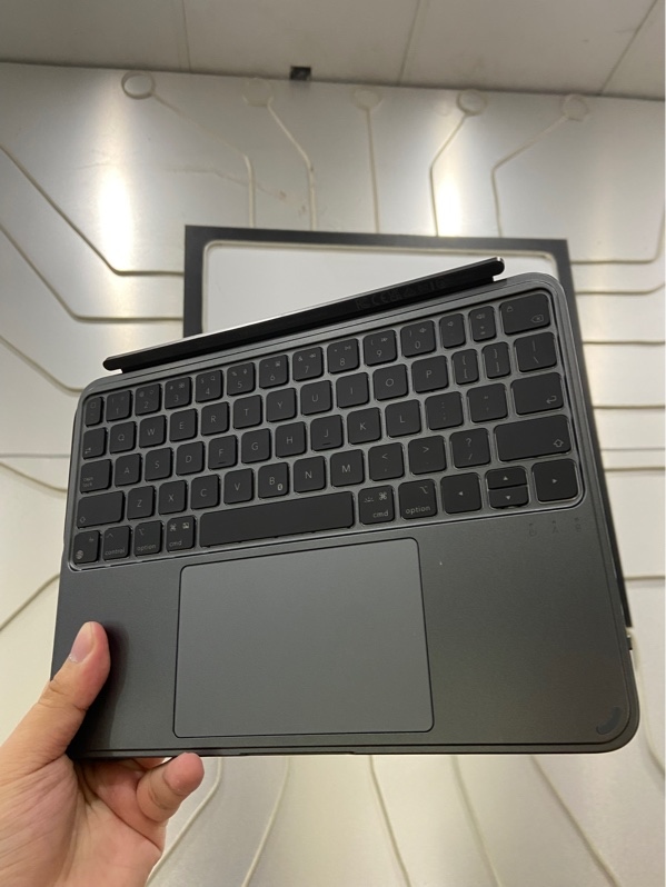 Bàn phím + Bao da iPad Air 11 (M2/M3/M4) Esr Rebound Magnetic 360 6B027 - Màu đen - Ngoại hình: 97% - Kèm Box
