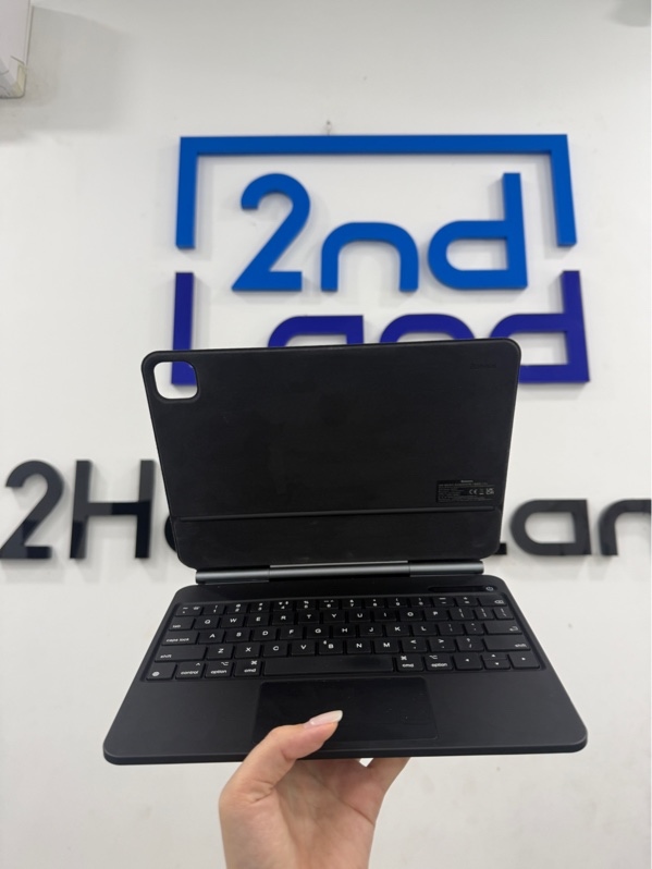 Bàn phím Baseus Brillance original keyboard case pro for iPad Pro/Air 11inch - Màu đen - Ngoại hình 97% - Trầy xước , có dán sticker - Kèm Box