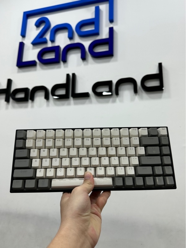 Bàn phím chơi game cơ E-DRA EK384 - 1 mode dây - Màu đen - Ngoại hình 97% - Phai màu chữ - Body