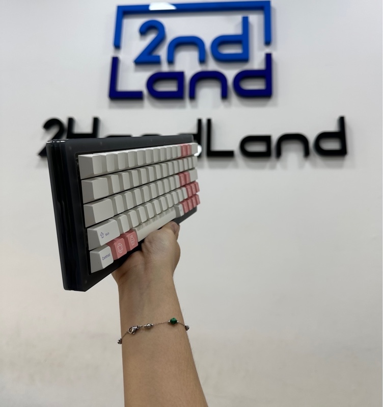 Bàn phím cơ Akko ACR64 - 1 mode : dây - Màu đen - Ngoại hình 97% - Kèm dây kết nối