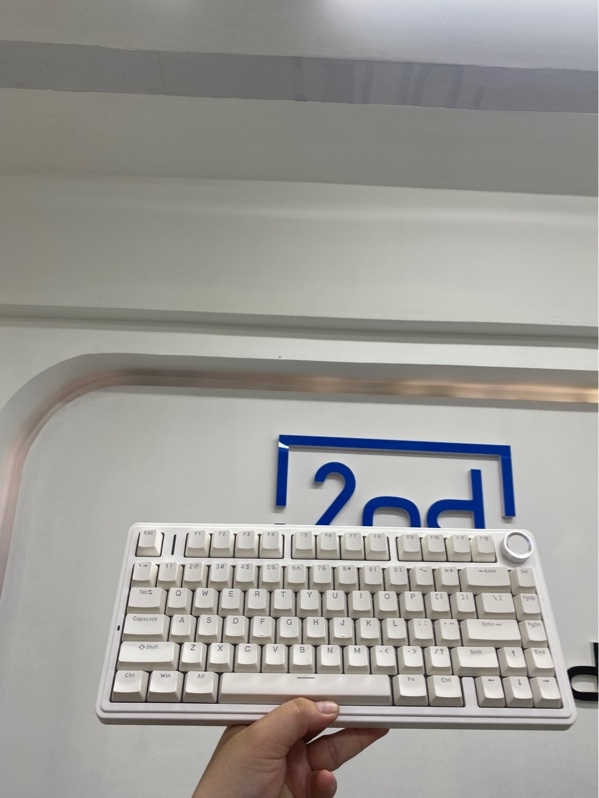 Bàn phím cơ aula F75 - 1 mode dây - red switch - Màu trắng - Ngoại hình 98% - Fullbox