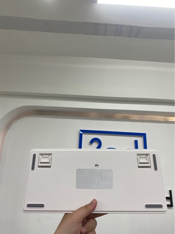 Bàn phím cơ aula F75 - 1 mode dây - red switch - Màu trắng - Ngoại hình 98% - Fullbox