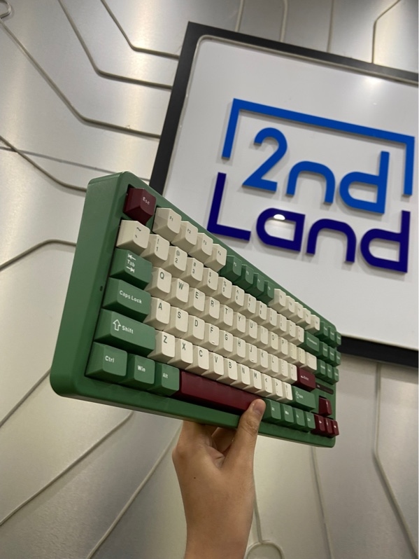 Bàn Phím Cơ Bluetooth Akko TAC87 Matcha Red Bean Stellar Rose - Led RGB - Pink Switch - 3 mode kết nối (Bluetooth/2.4G/Dây) - Màu xanh lá - Ngoại hình: 98% - FullBox