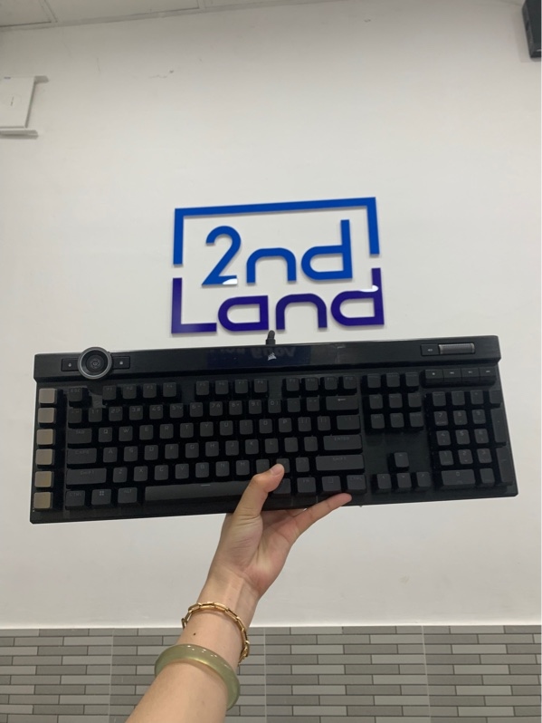 Bàn phím cơ Corsair K100 RGB - Cherry MX Speed Silver - Màu đen - Ngoại hình: 97% - Fullbox