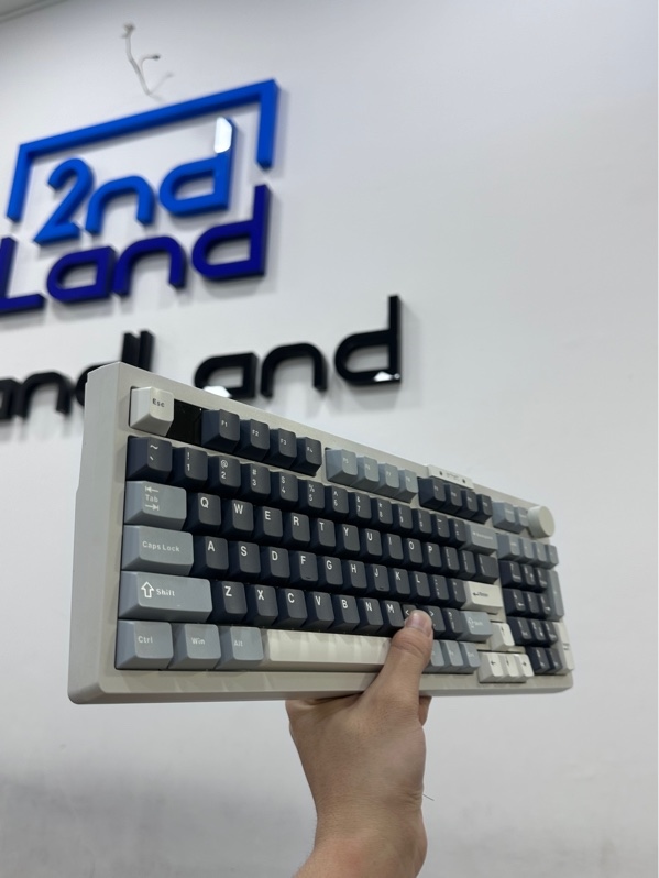 BÀN PHÍM CƠ DARMOSHARK TOP98 - 3 mode : Dây , receiver , bluetooth - Màu trắng - Ngoại hình 97% - Kèm receiver