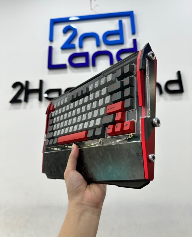Bàn phím cơ Dry Studio Black Diamond 75 RT - 1 Mode : Dây - Màu đen vân cacbon - Ngoại hình 98% - Còn bảo hành tại MemoryZone đến tháng 10/2026 - Fullbox