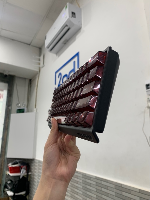 Bàn phím cơ FGG Madlions Mad 60 Pro - Ngoại hình: 98% - Màu đỏ - Fullbox