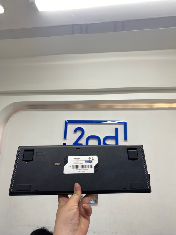 Bàn phím cơ Fuhlen D87s - 1 mode dây - Blueswitch - Màu đen - Ngoại hình 97.5% - Kèm box