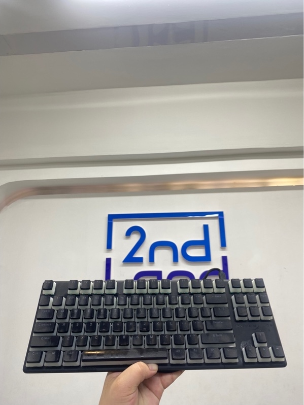 Bàn phím cơ HyperX Alloy Origins Core - 1 mode dây - Có led - Màu đen - Ngoại hình 97.5% - Body